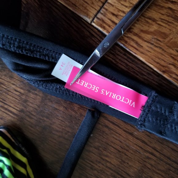 Victoria's Secret Bombshell NWOT Bikini Bathing Suit - Picture 5 of 7